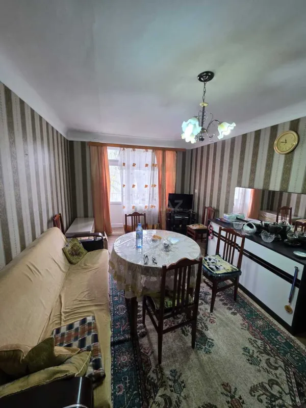 Satılır 3 otaqlı mənzil 70 m²
