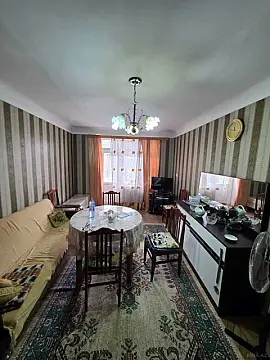 Satılır 3 otaqlı mənzil 70 m²