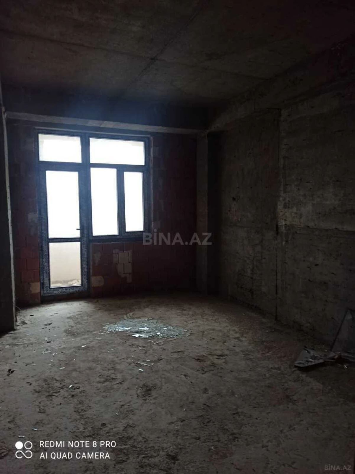 Satılır 3 otaqlı mənzil 146 m²