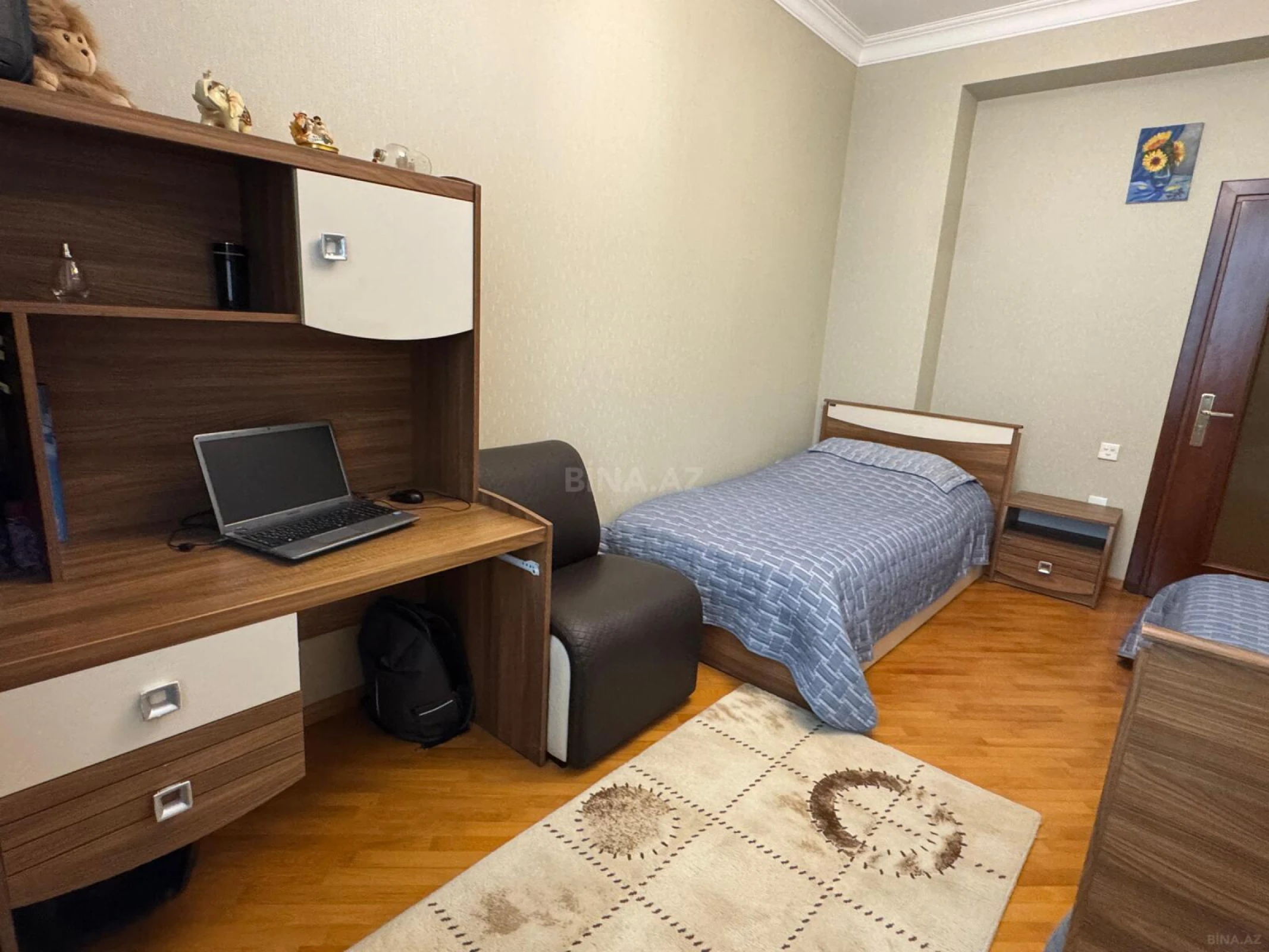 Satılır 3 otaqlı mənzil 123 m²