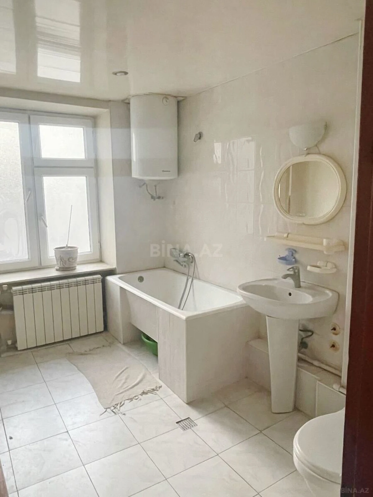 Satılır 2 otaqlı mənzil 65 m²