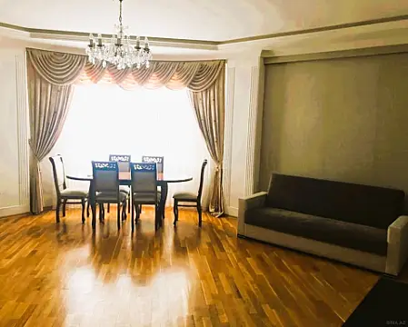 Kirayə verilir 3 otaqlı mənzil 130 m² — Bakı 3 otaq 130.00 m²