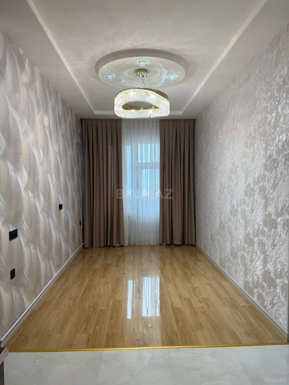 Satılır 3 otaqlı mənzil 90 m²