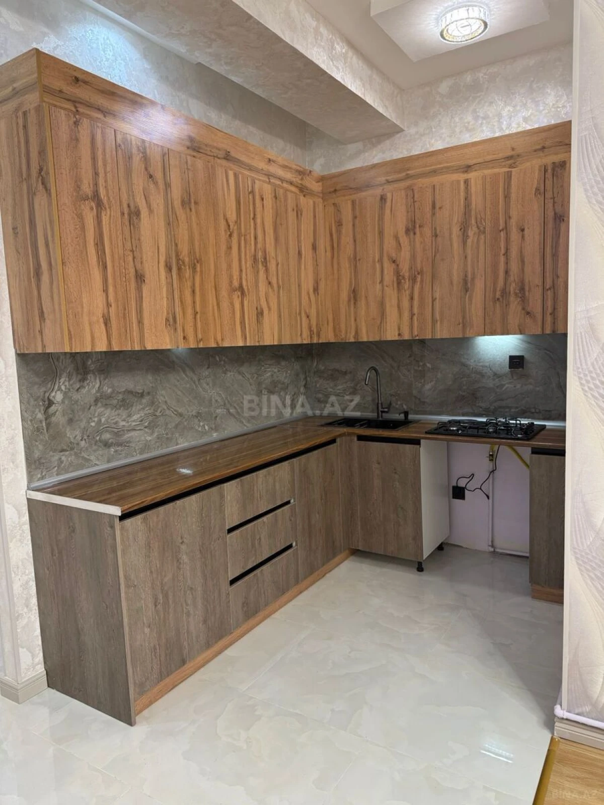 Satılır 3 otaqlı mənzil 90 m²