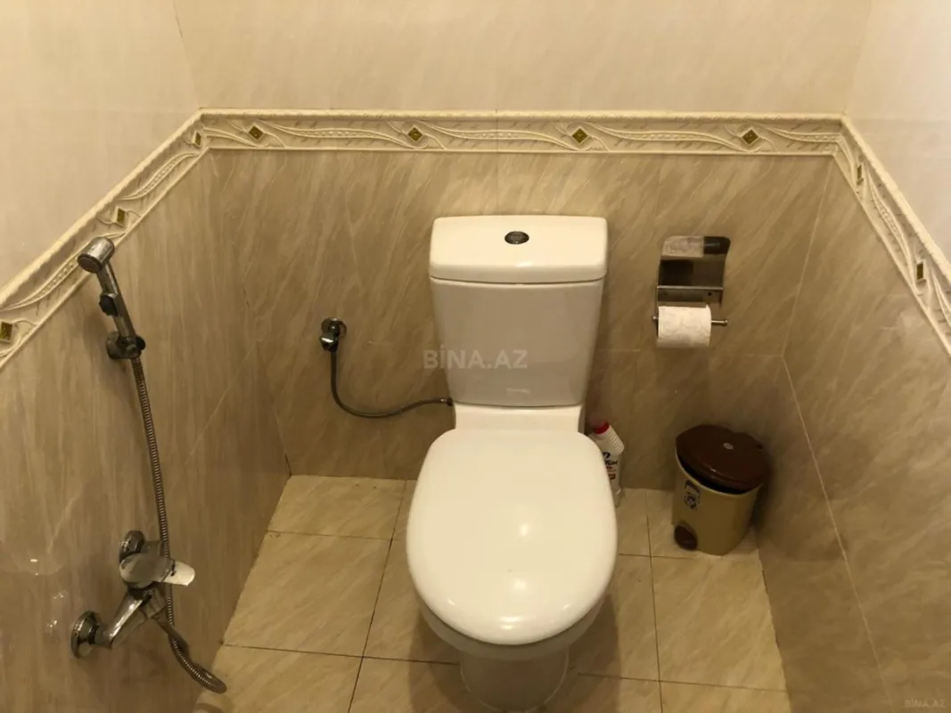 Satılır 7 otaqlı həyət evi 286 m²