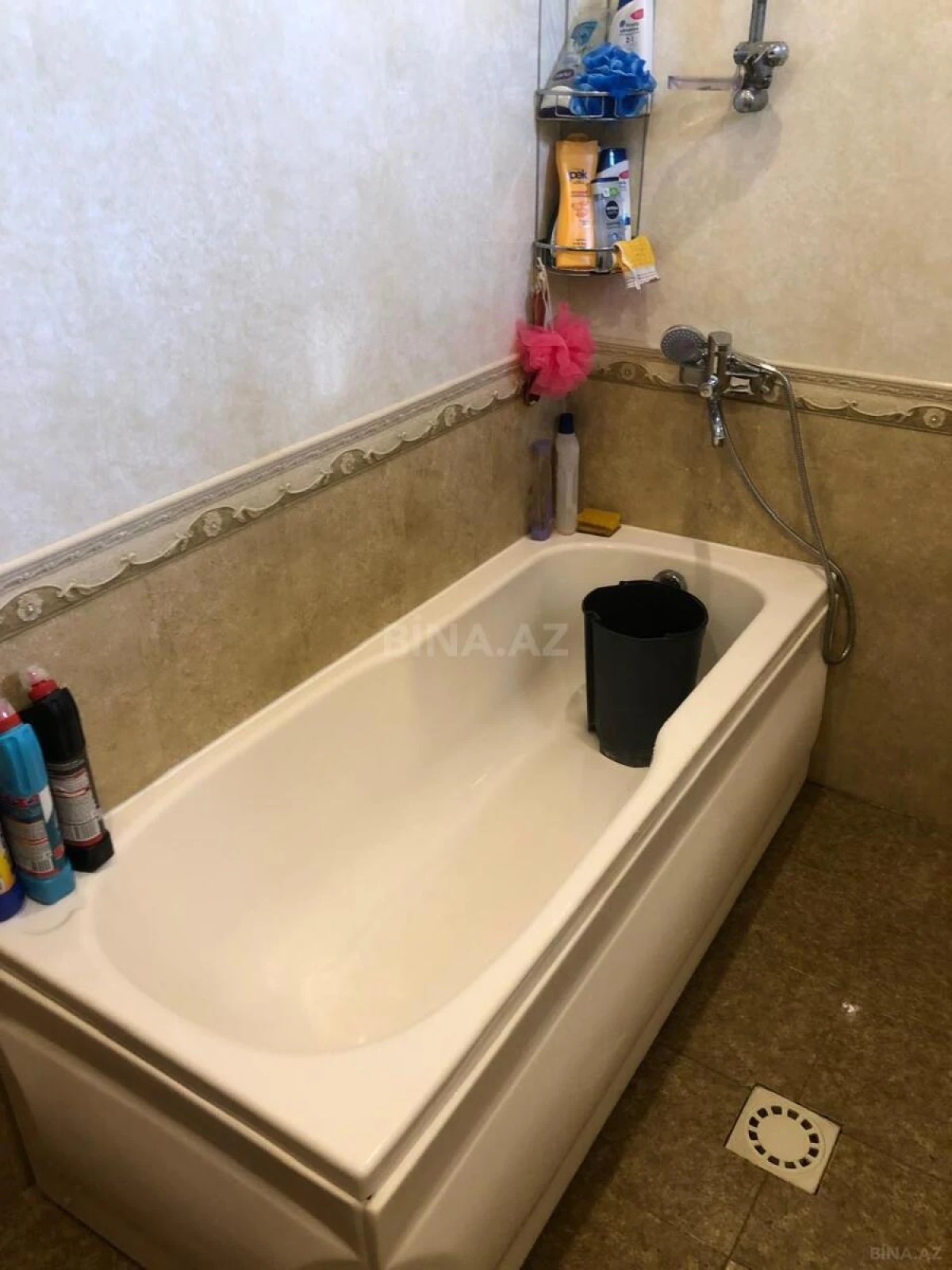Satılır 7 otaqlı həyət evi 286 m²