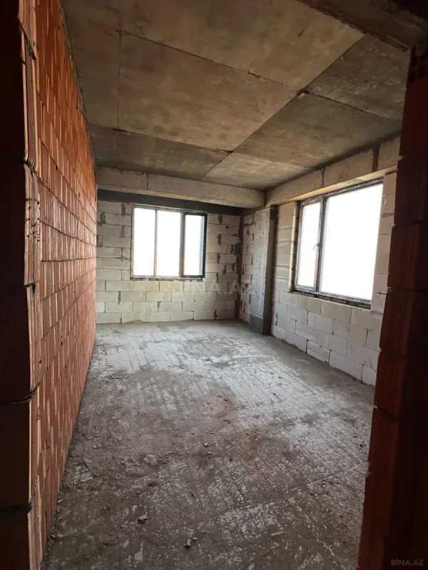 Satılır 3 otaqlı mənzil 117 m²