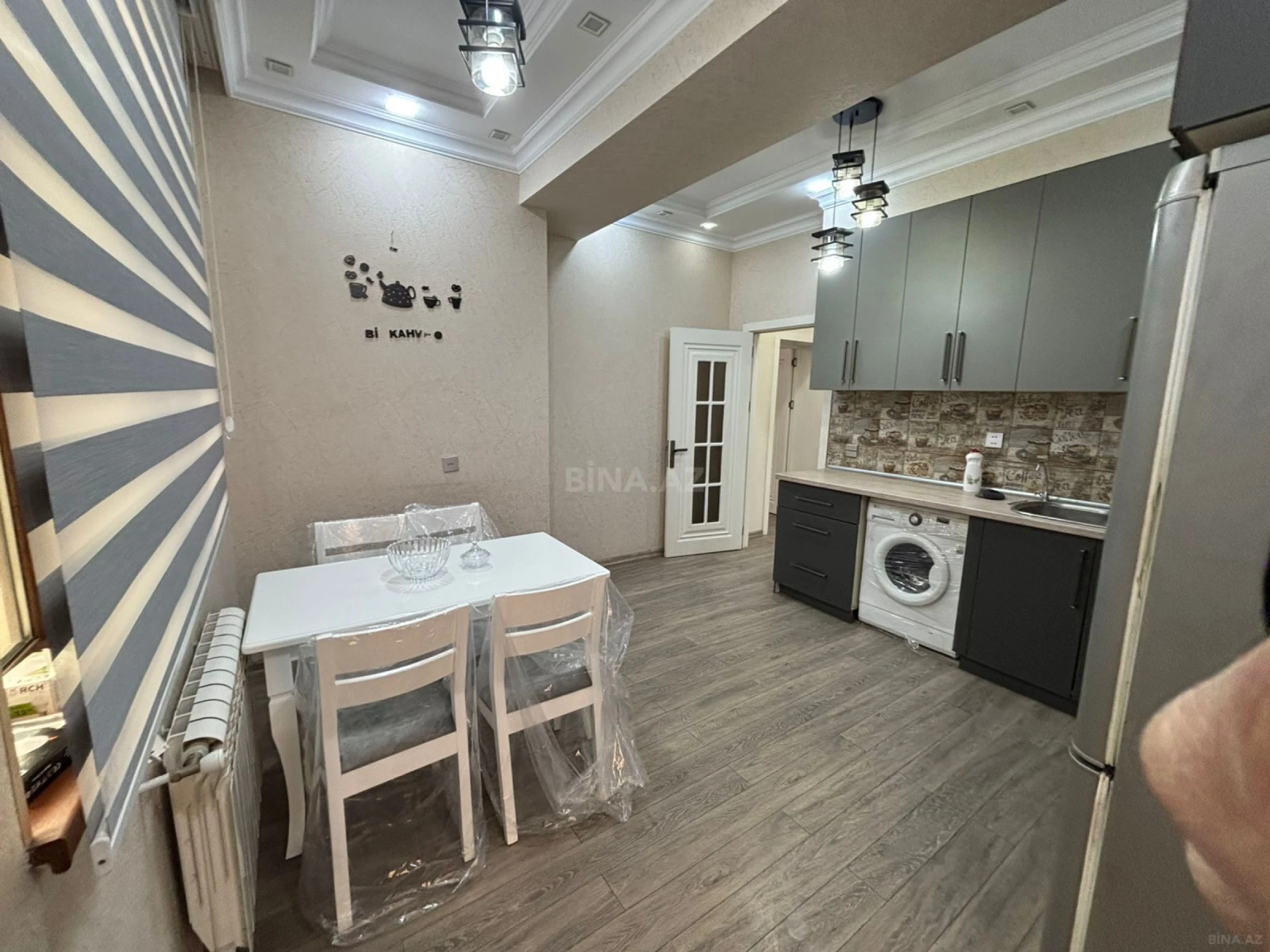 Kirayə verilir 3 otaqlı mənzil 138 m²