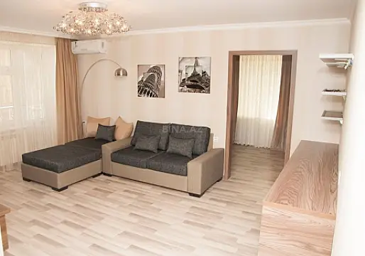 Kirayə verilir 2 otaqlı mənzil 56 m²