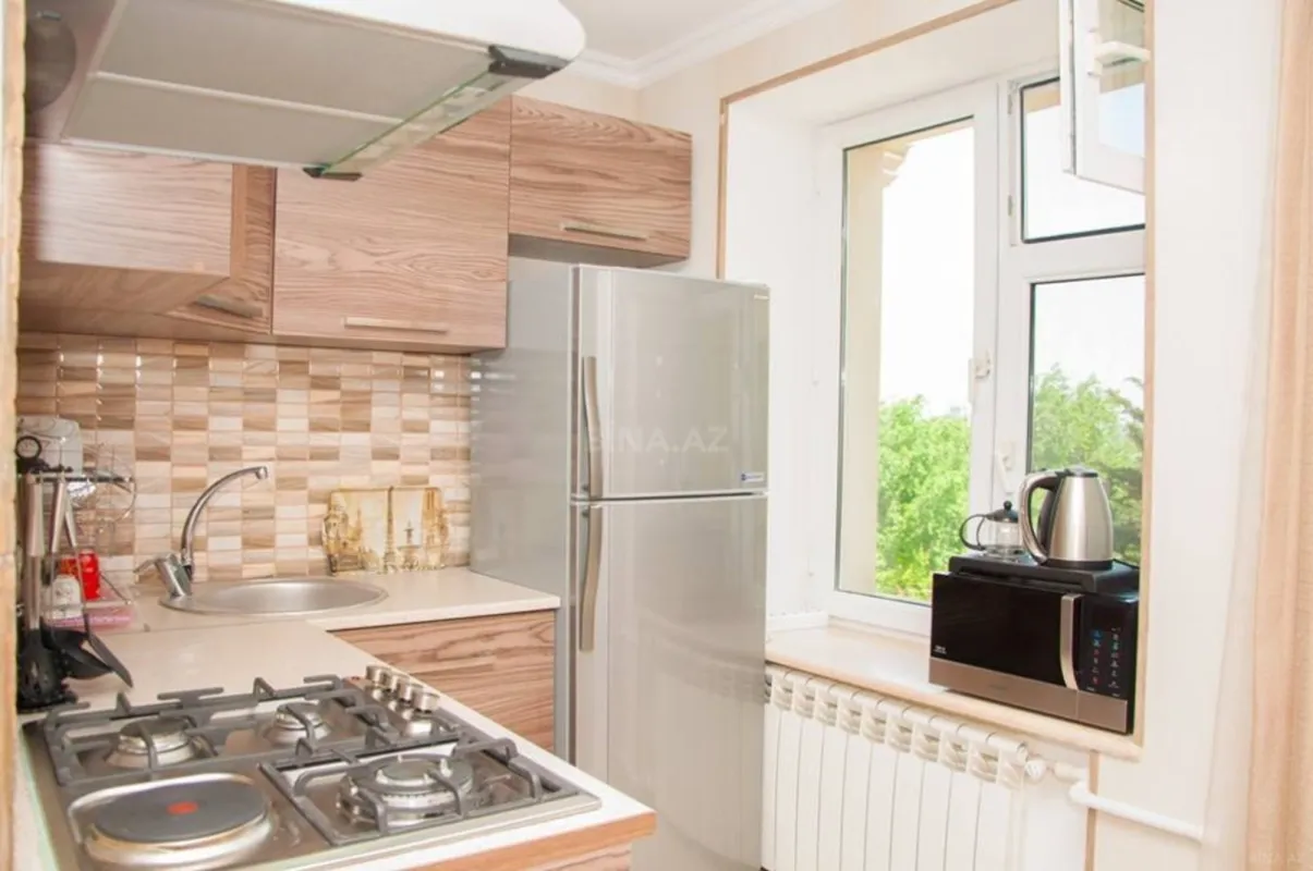 Kirayə verilir 2 otaqlı mənzil 56 m²