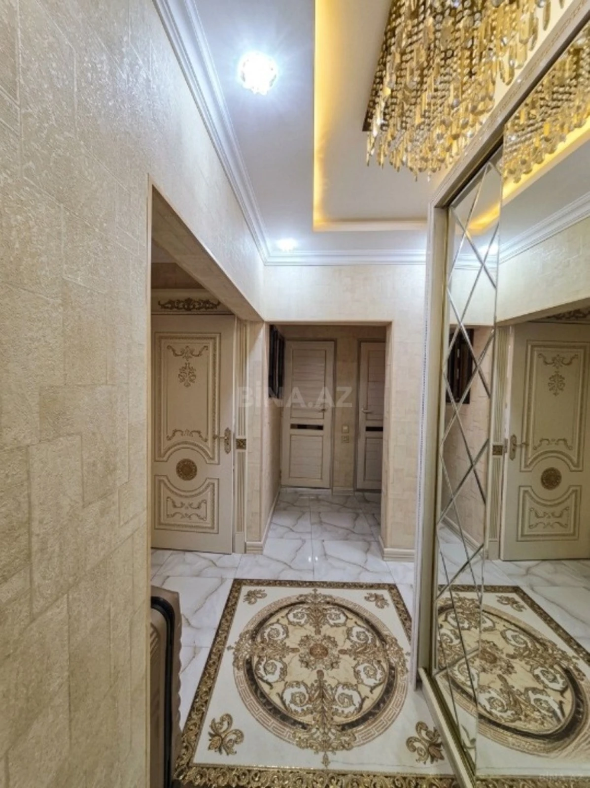 Satılır 3 otaqlı mənzil 85 m²