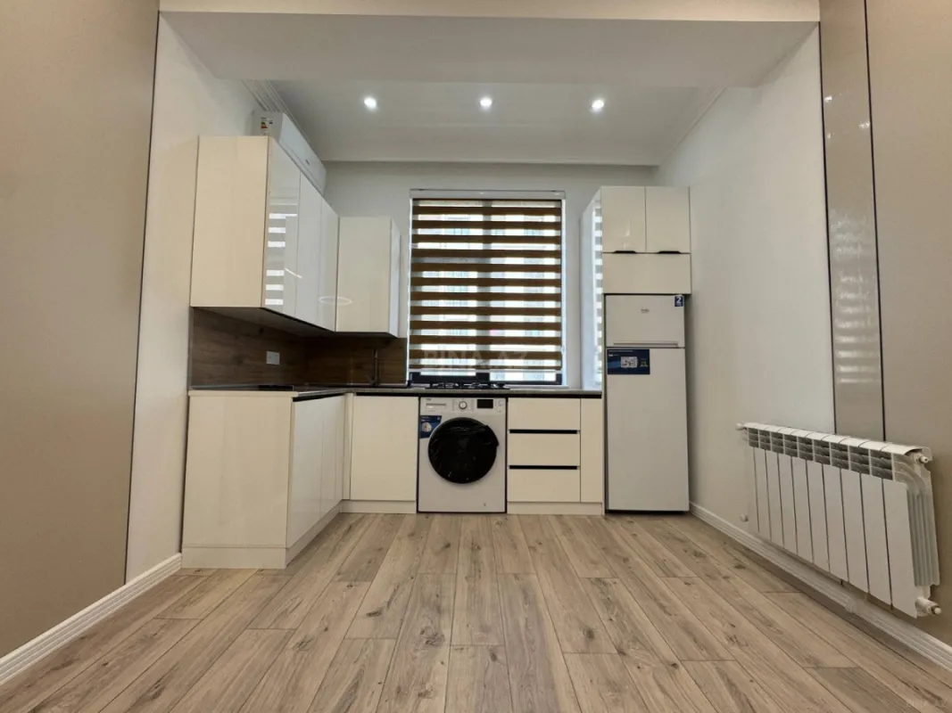 Satılır 2 otaqlı mənzil 57 m²