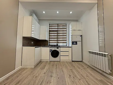 Satılır 2 otaqlı mənzil 57 m²