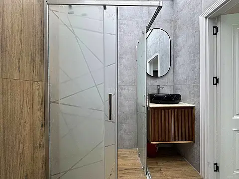 Satılır 2 otaqlı mənzil 57 m²