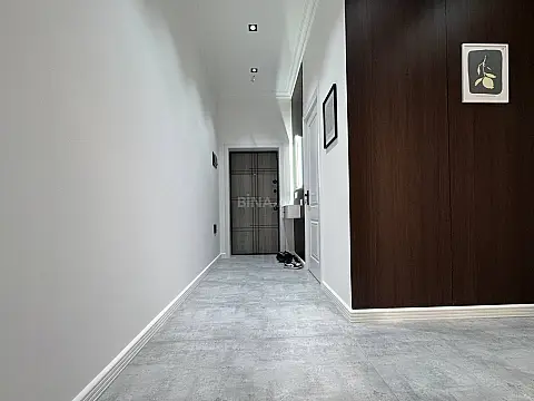 Satılır 2 otaqlı mənzil 57 m²