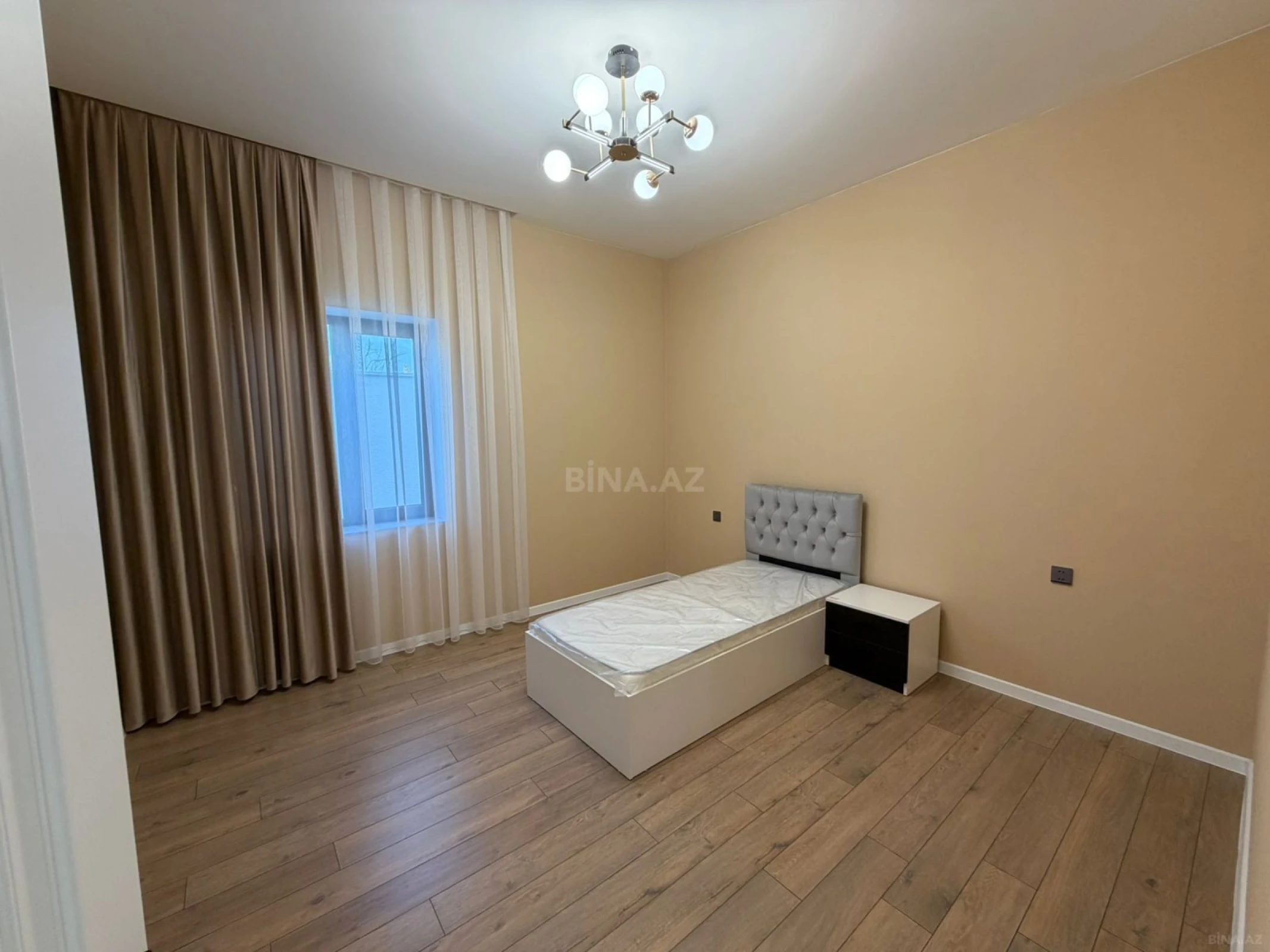Satılır 4 otaqlı həyət evi 130 m²