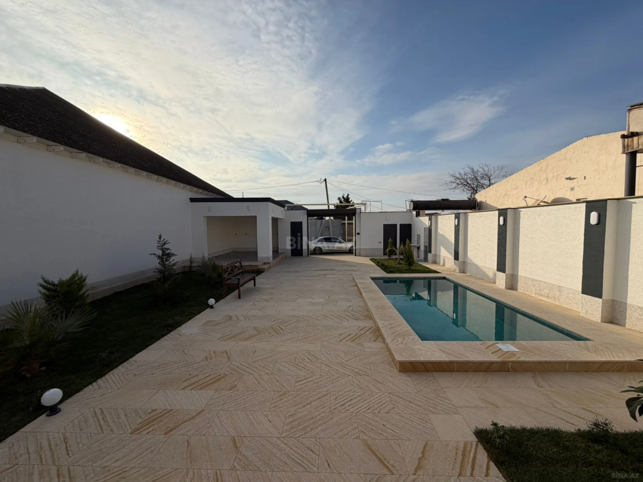 Satılır 4 otaqlı həyət evi 130 m²