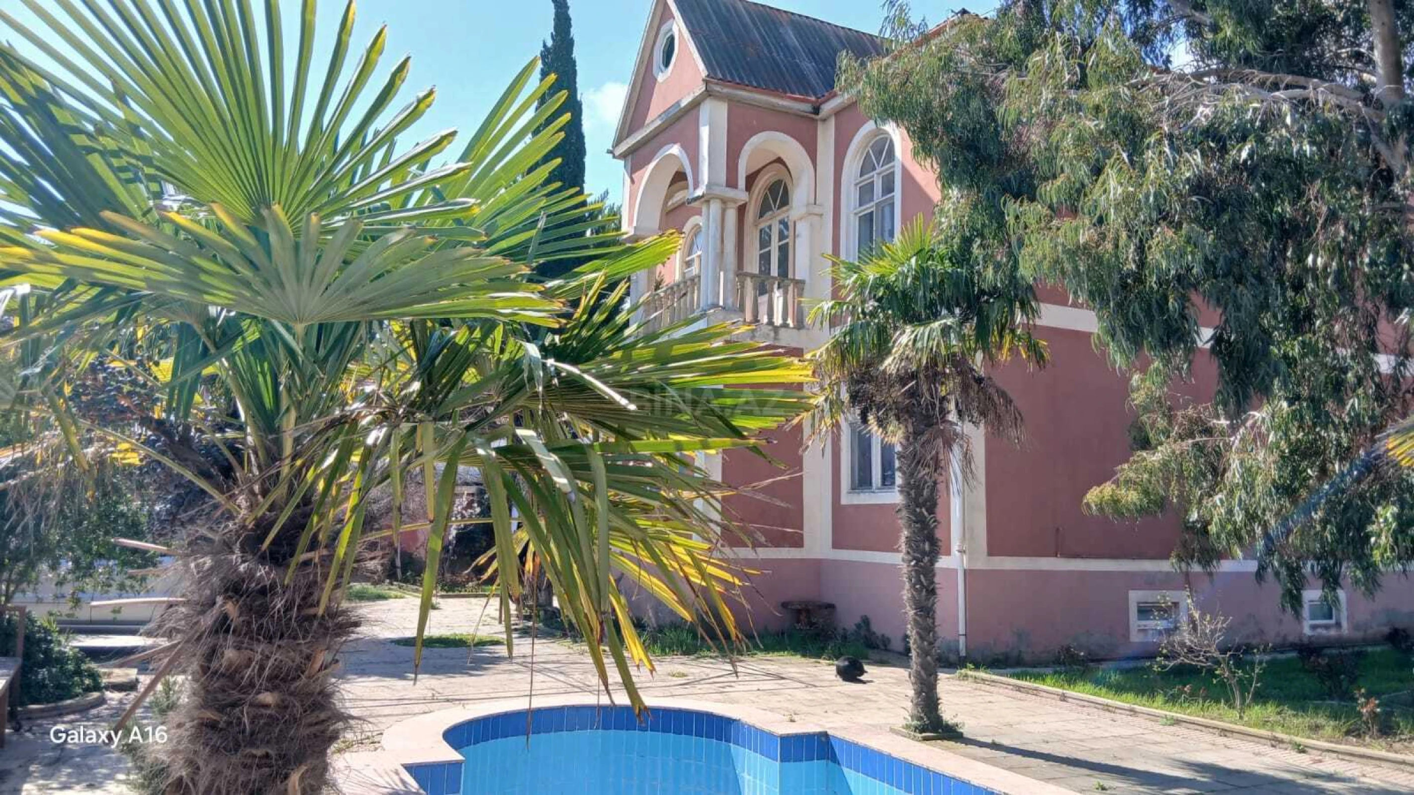 Satılır 7 otaqlı həyət evi 140 m²