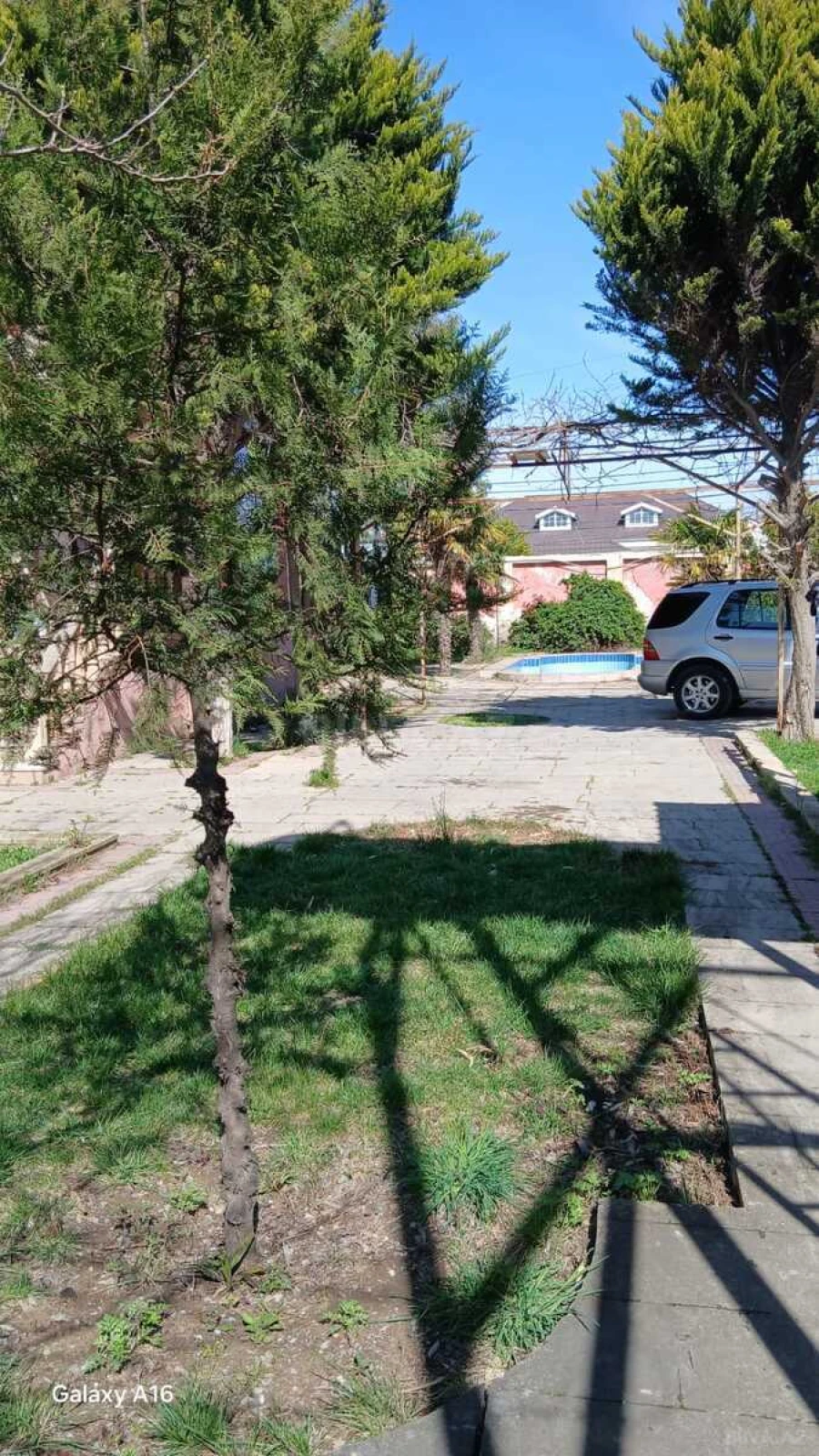 Satılır 7 otaqlı həyət evi 140 m²