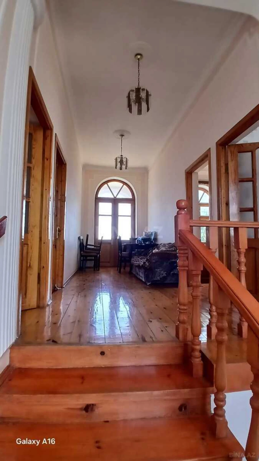 Satılır 7 otaqlı həyət evi 140 m²