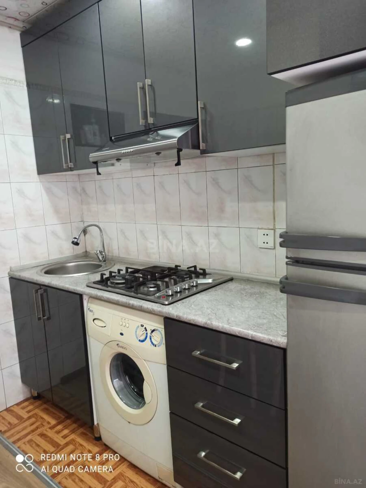 Satılır 2 otaqlı mənzil 58 m²