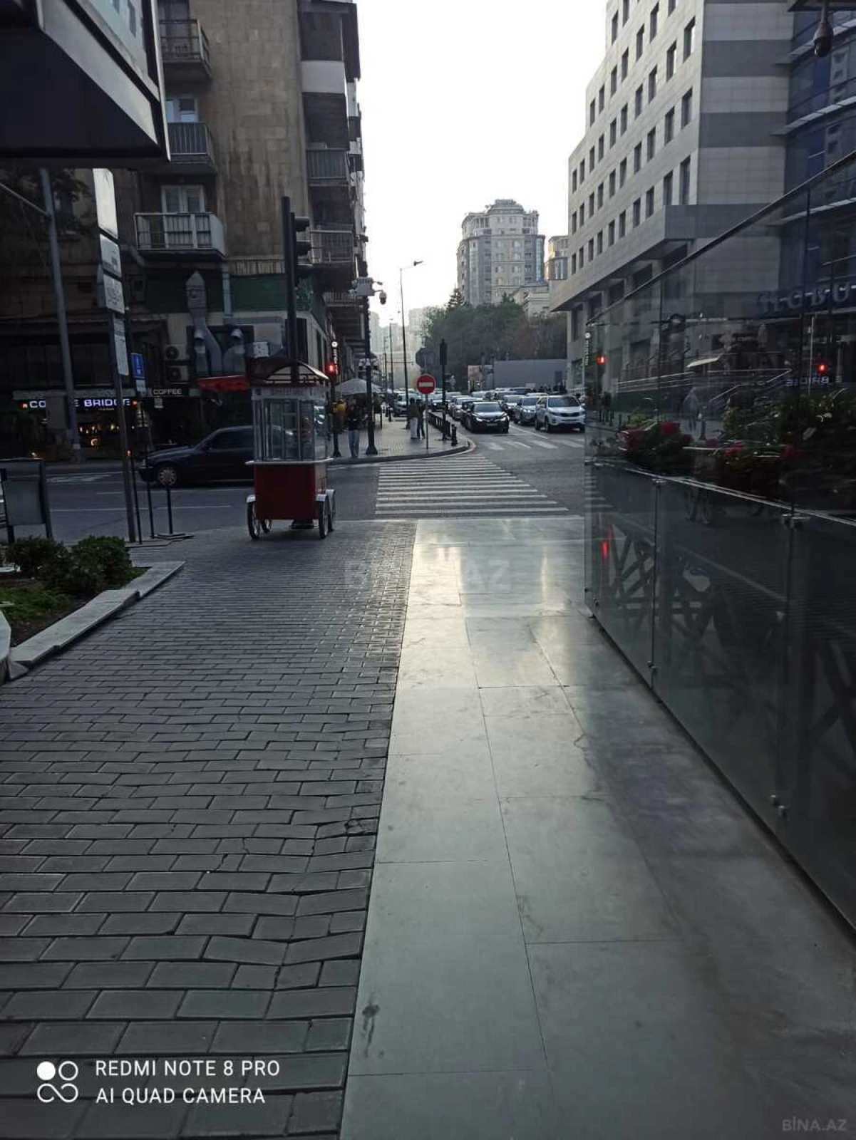 Satılır 2 otaqlı mənzil 58 m²