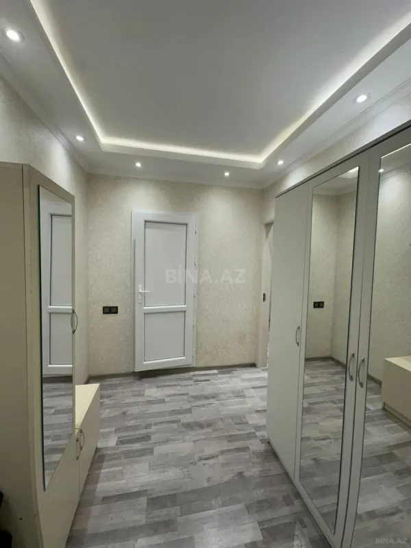 Kirayə verilir 2 otaqlı mənzil 75 m²