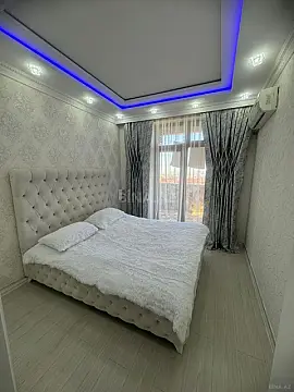 Satılır 3 otaqlı mənzil 125 m²