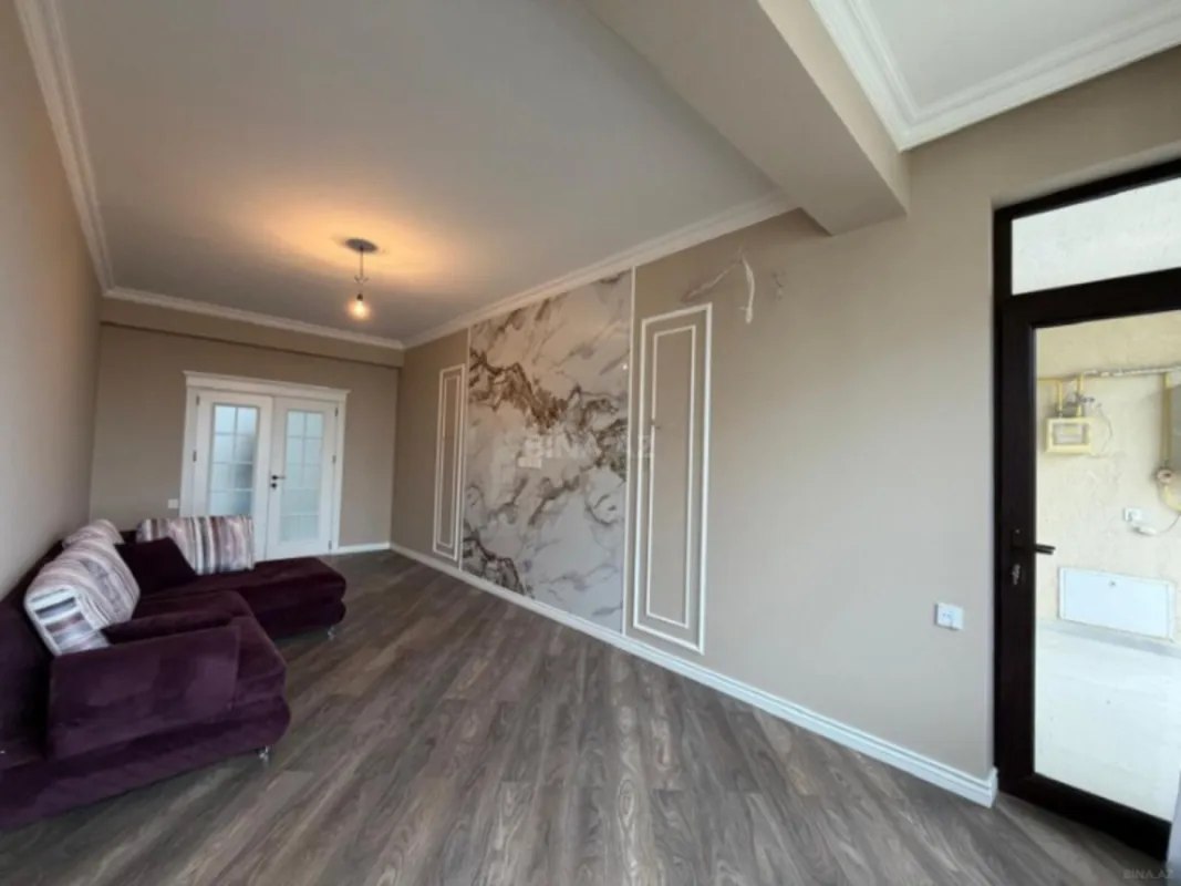 Satılır 4 otaqlı mənzil 117 m²