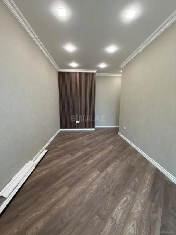 Satılır 4 otaqlı mənzil 117 m²