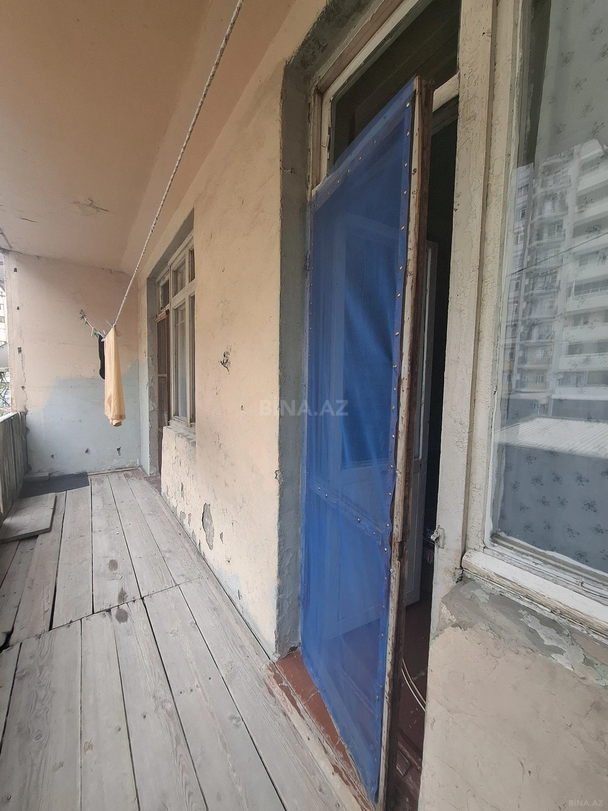 Satılır 4 otaqlı mənzil 110 m²