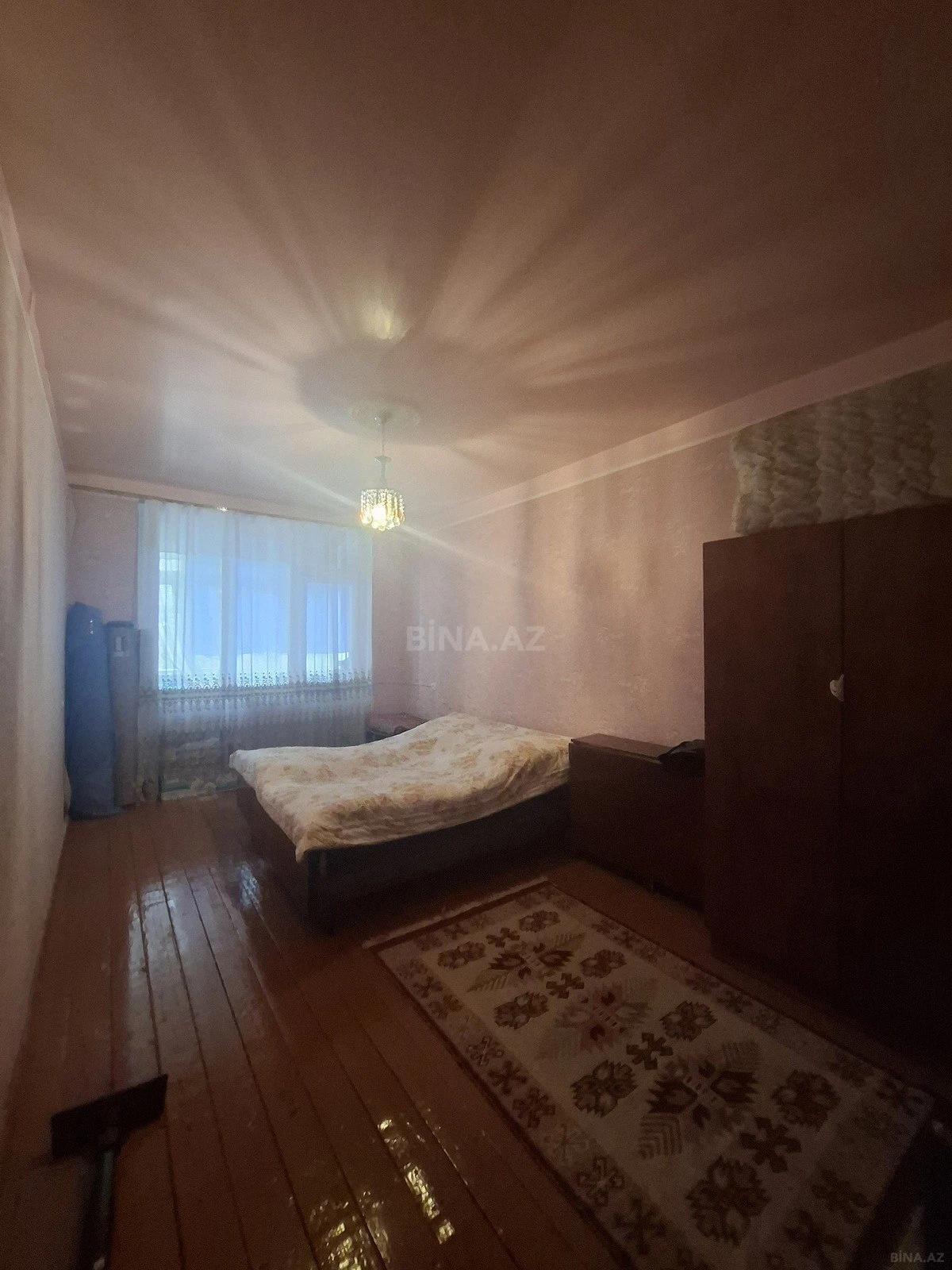 Satılır 4 otaqlı mənzil 110 m²