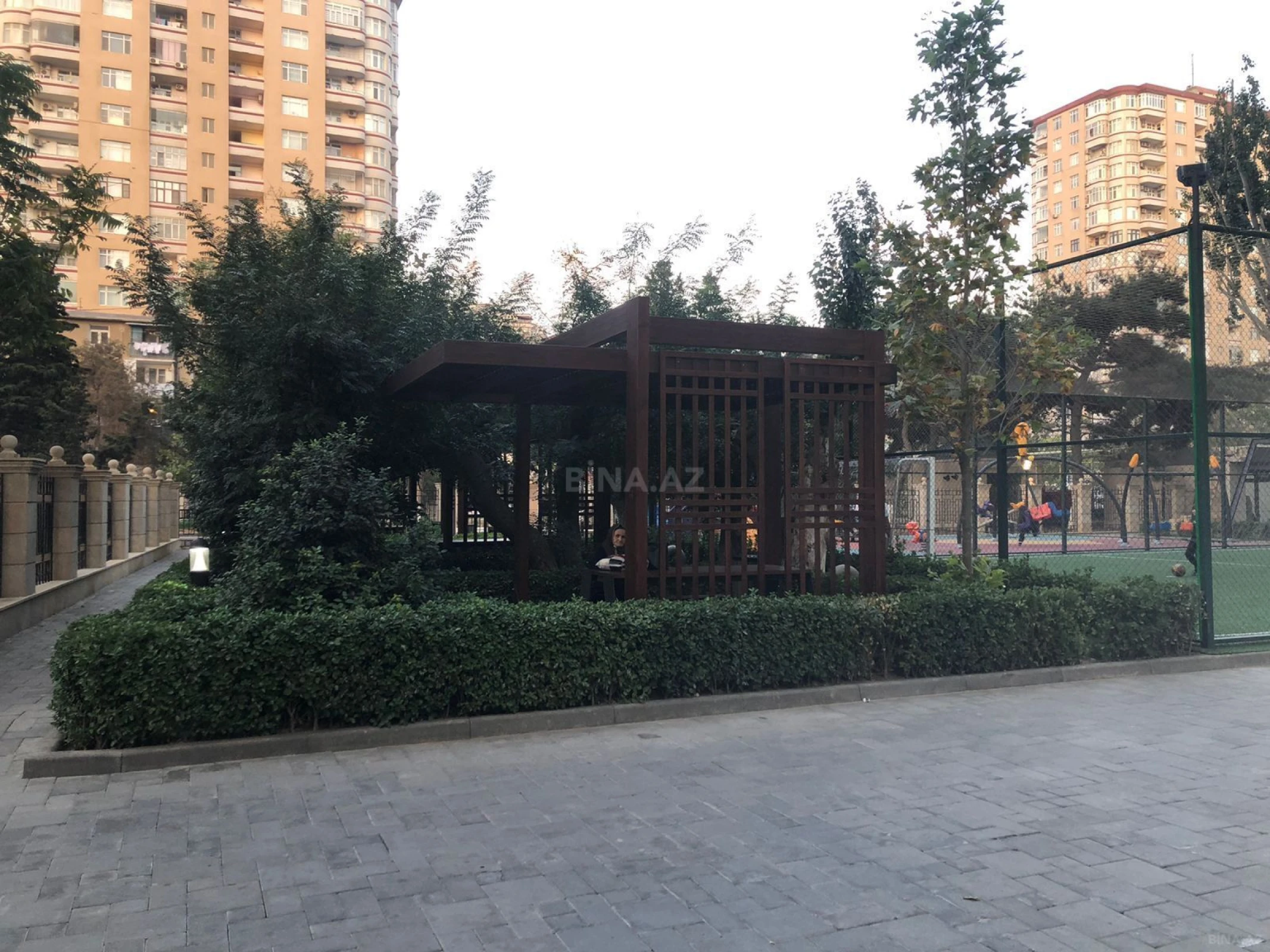 Kirayə verilir 3 otaqlı mənzil 71 m²