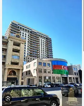 Satılır 2 otaqlı mənzil 110 m²