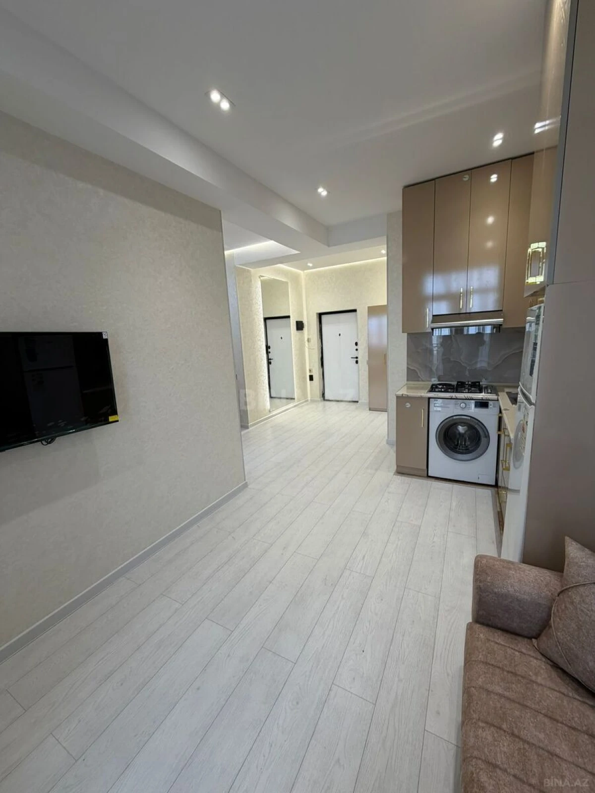 Kirayə verilir 2 otaqlı mənzil 55 m²
