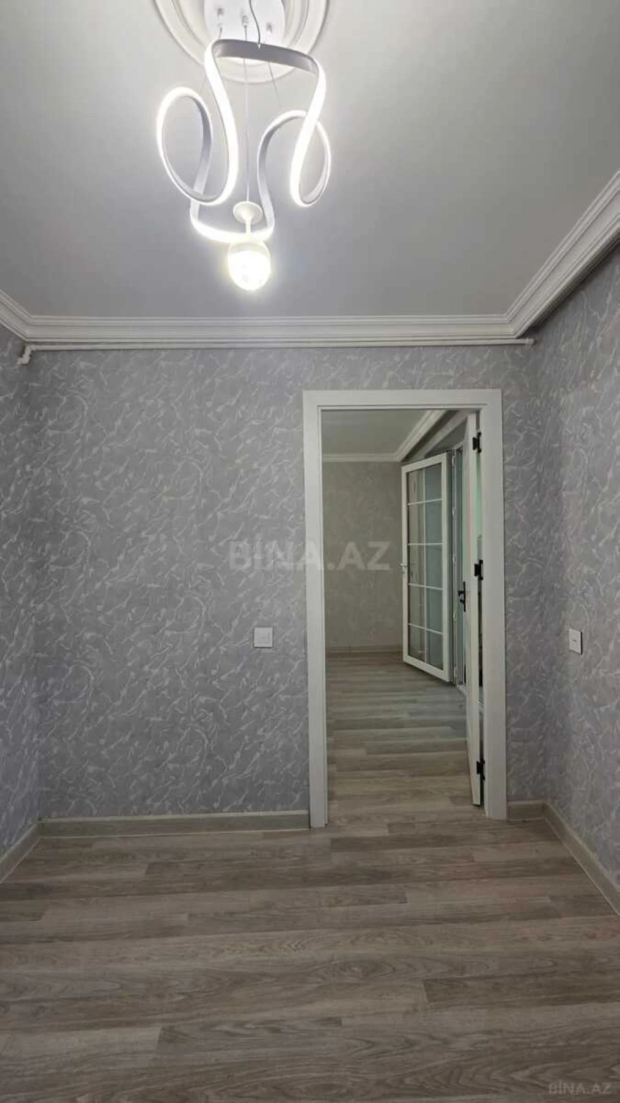Satılır 2 otaqlı mənzil 42 m²