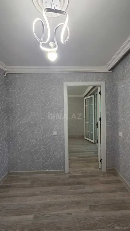 Satılır 2 otaqlı mənzil 42 m²