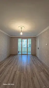 Satılır 2 otaqlı mənzil 42 m²