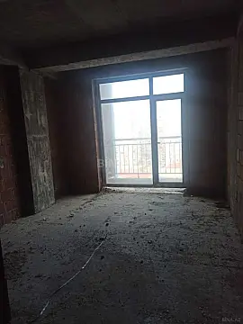 Satılır 3 otaqlı mənzil 121 m²