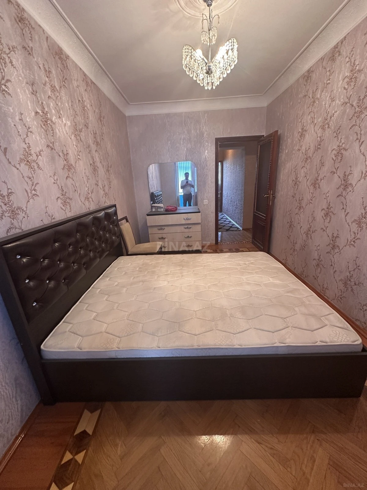 Satılır 3 otaqlı mənzil 82 m²