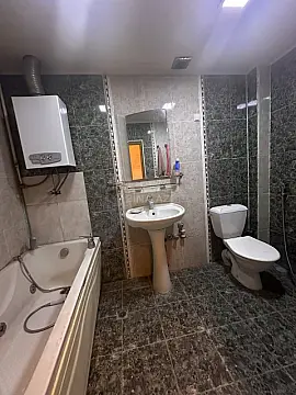 Satılır 3 otaqlı mənzil 82 m²