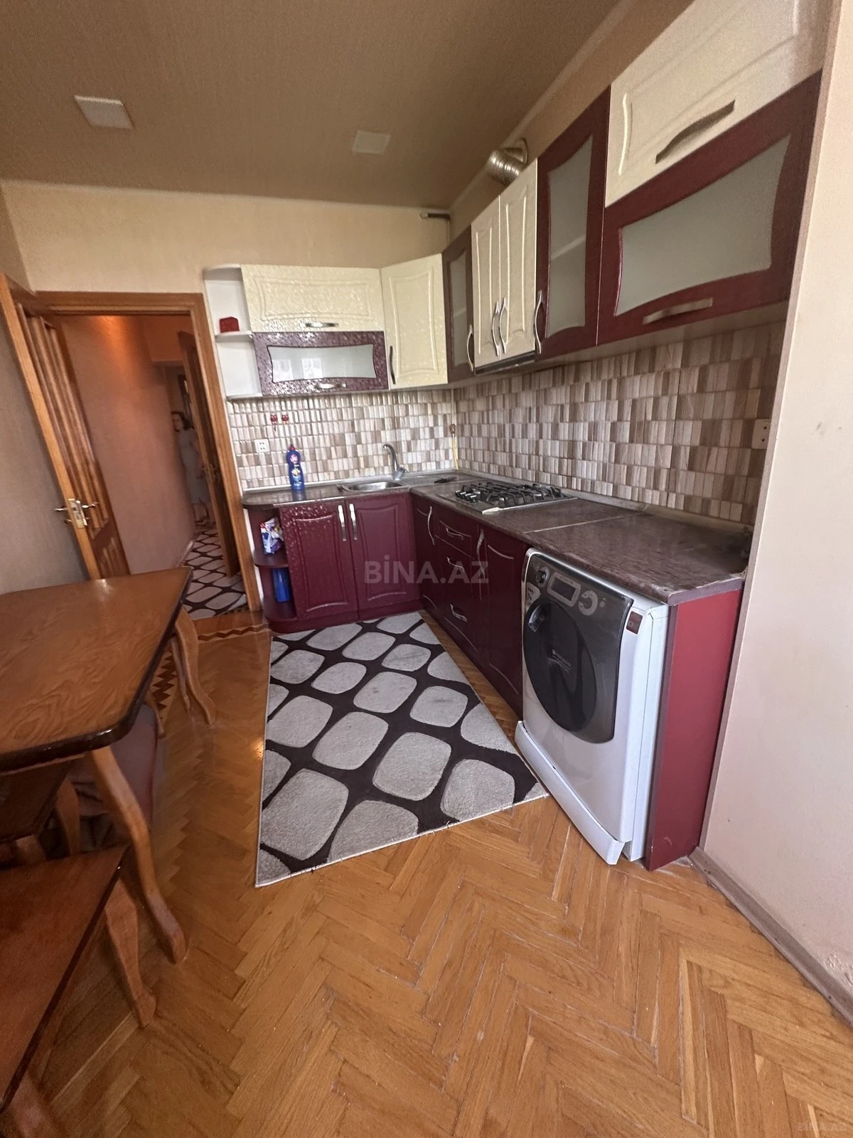 Satılır 3 otaqlı mənzil 82 m²