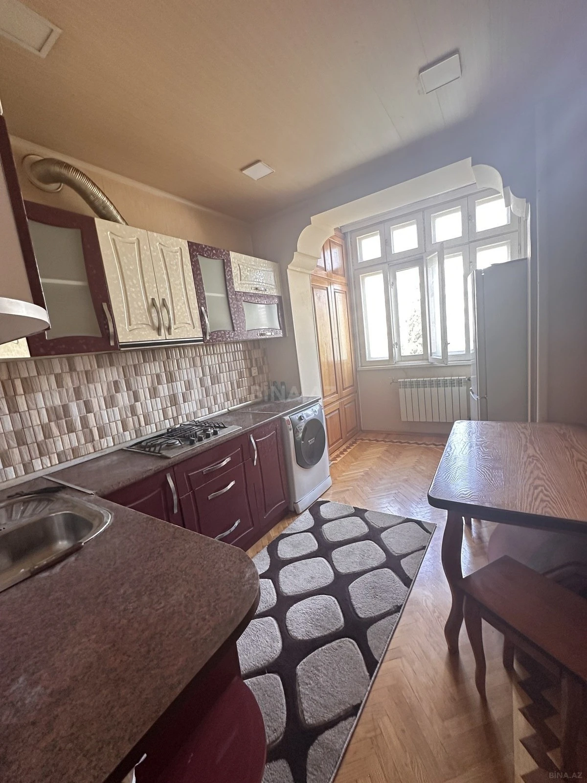 Satılır 3 otaqlı mənzil 82 m²