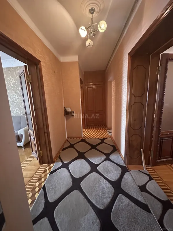 Satılır 3 otaqlı mənzil 82 m²