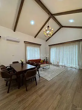 Satılır 5 otaqlı həyət evi 155 m²