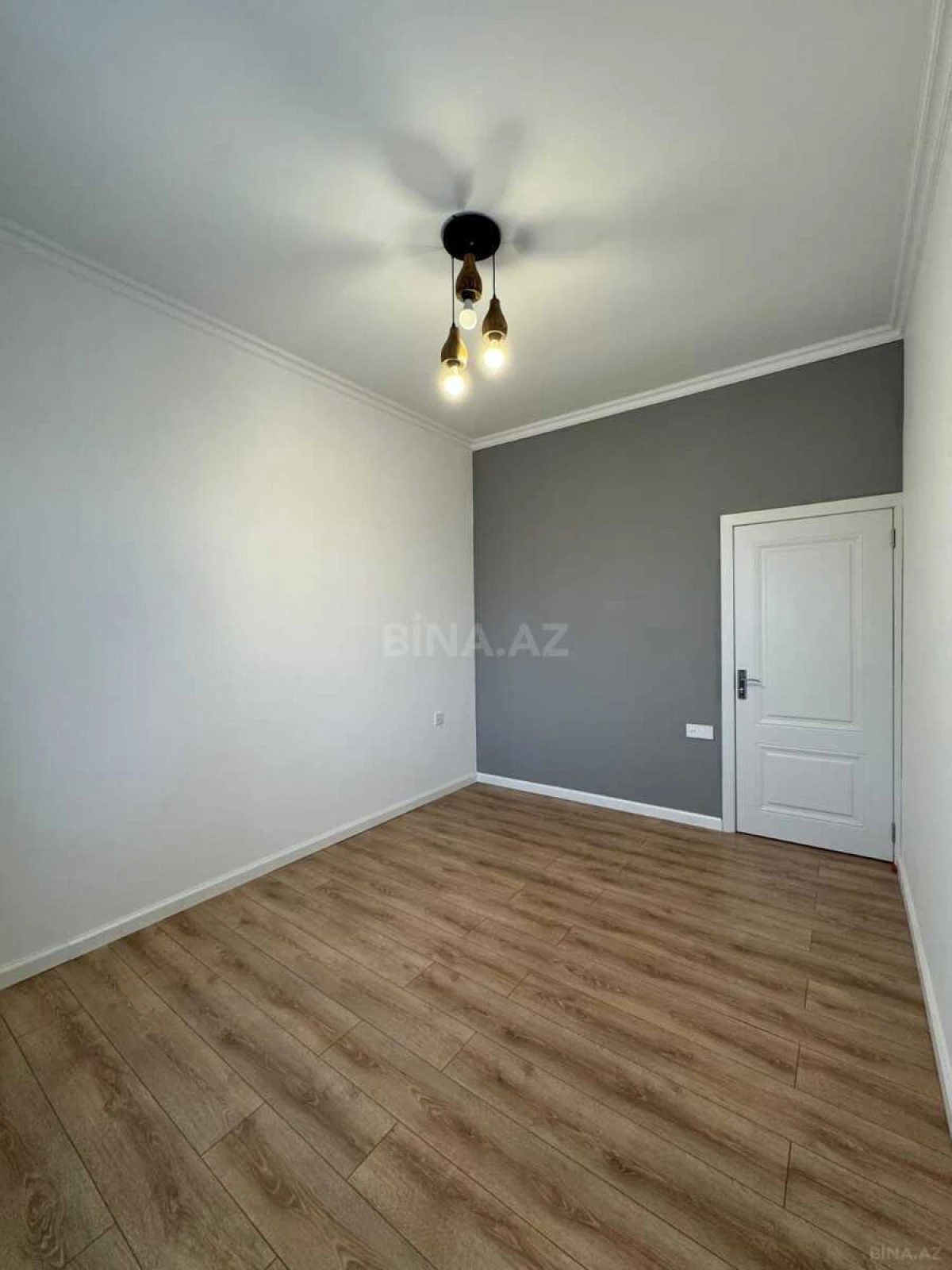 Satılır 5 otaqlı həyət evi 155 m²