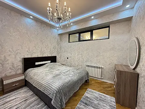 Kirayə verilir 3 otaqlı mənzil 80 m²