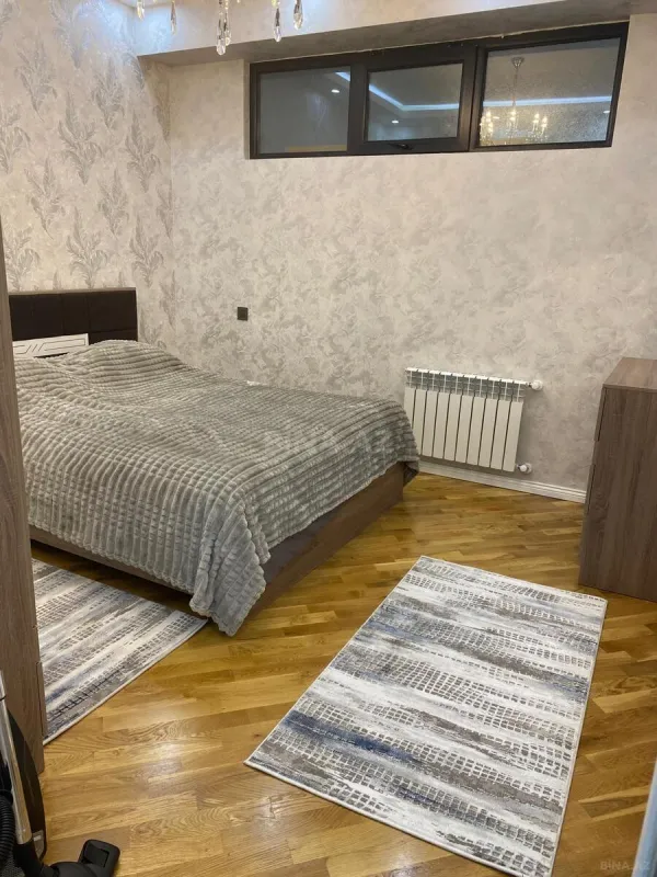 Kirayə verilir 3 otaqlı mənzil 80 m²