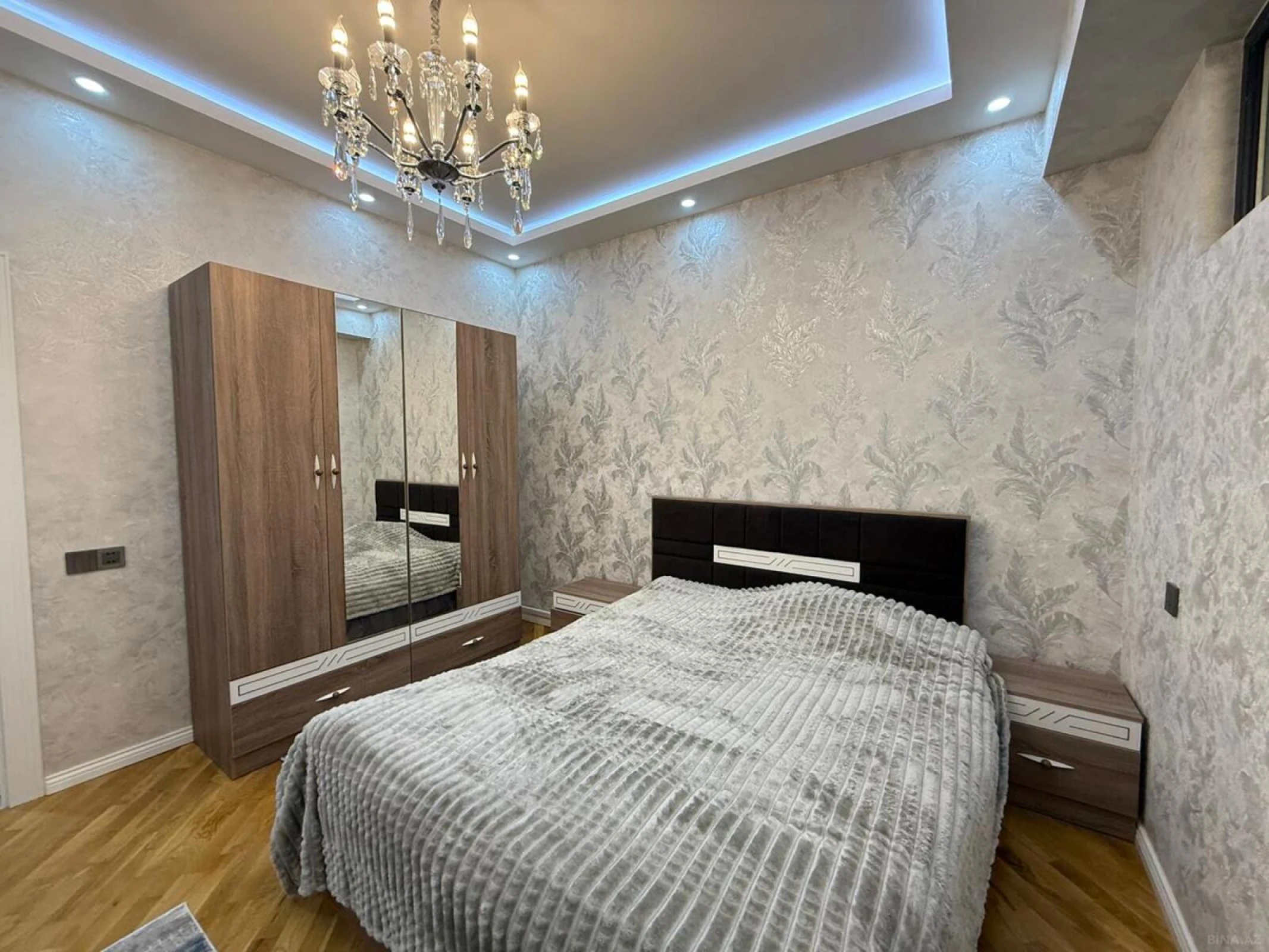 Kirayə verilir 3 otaqlı mənzil 80 m²