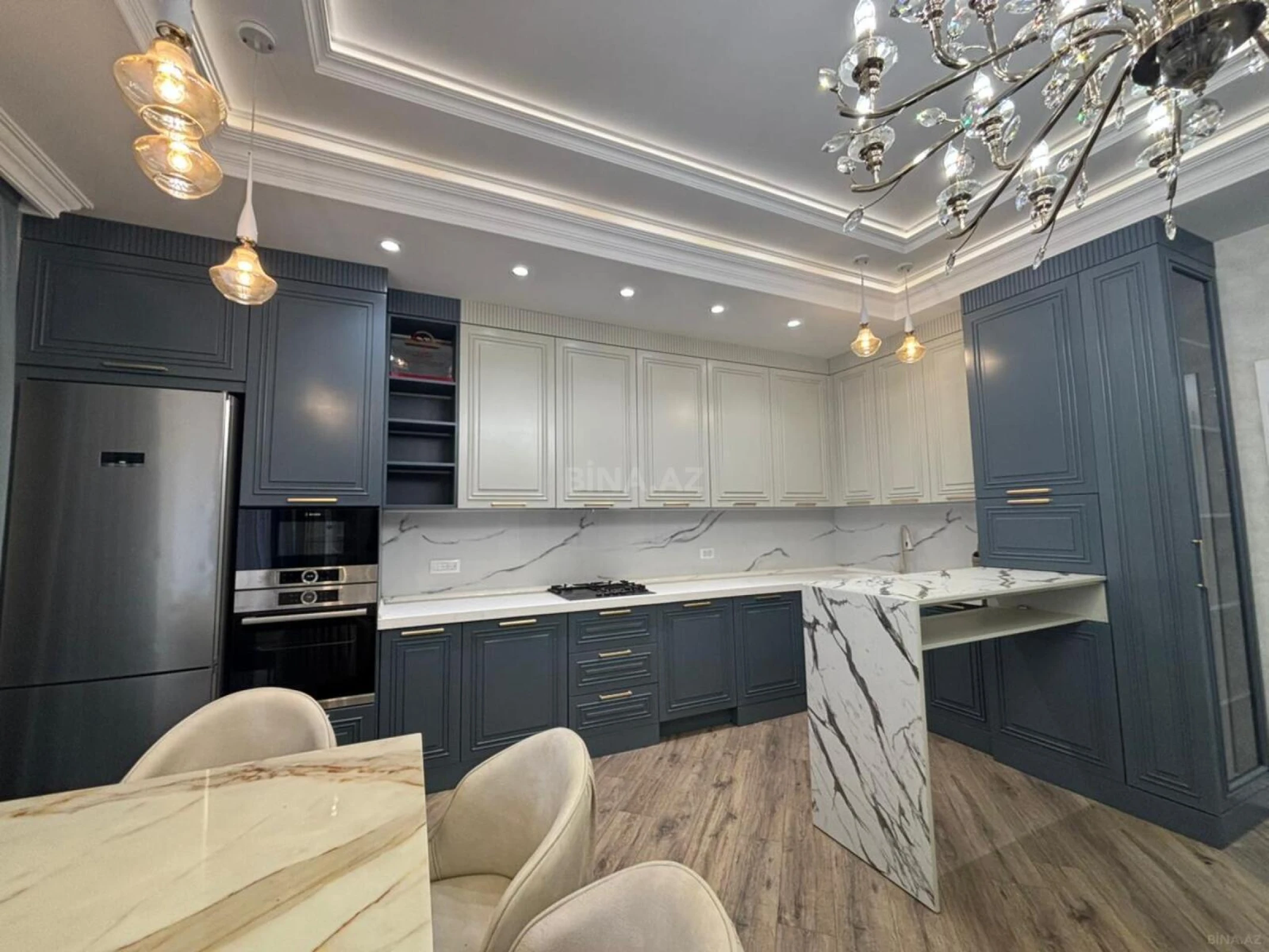 Satılır 3 otaqlı mənzil 120 m²